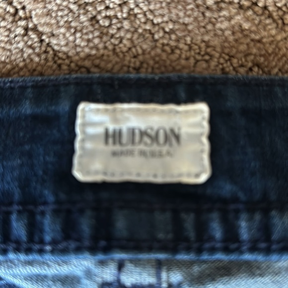 Hudson Jeans signature boot cut, dark wash Jean. Size 28. - Picture 6 of 8